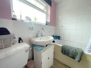 Silcott Street- click for photo gallery